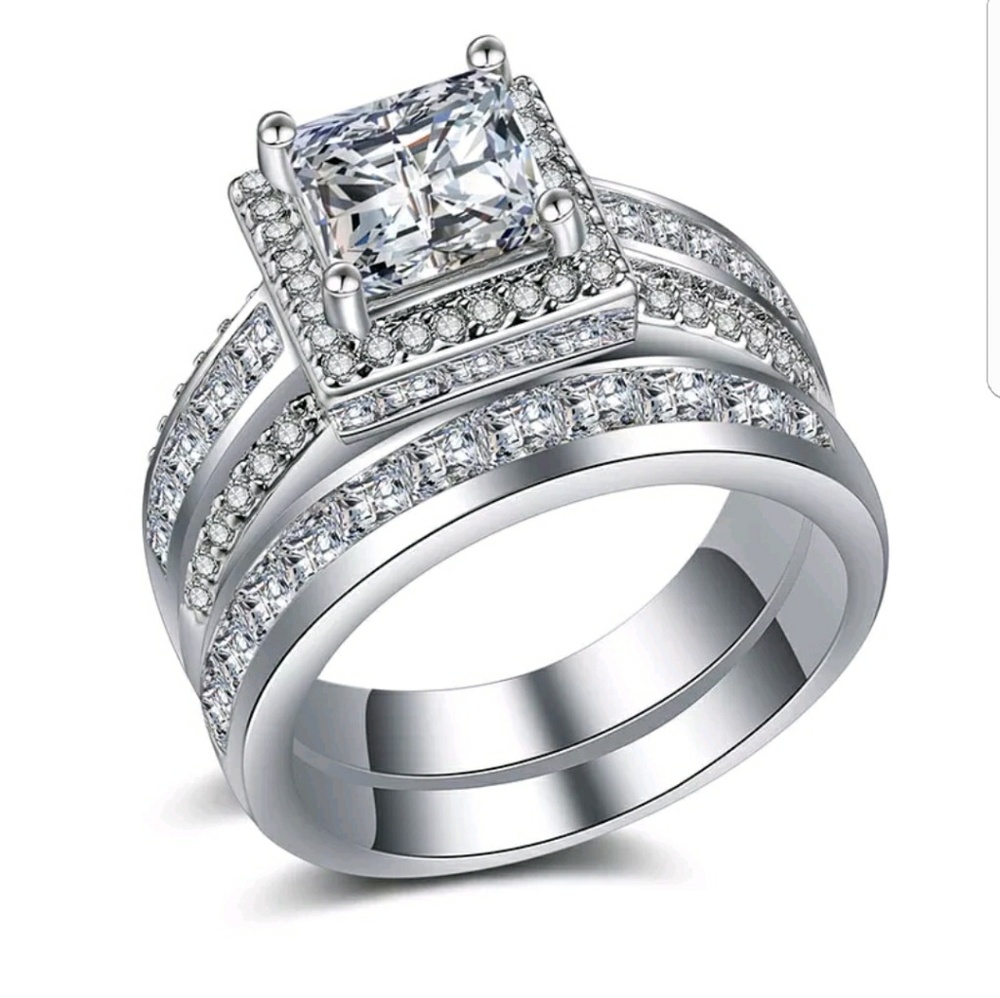 5⭐ RATED 925 sterling  silver ring Stamped